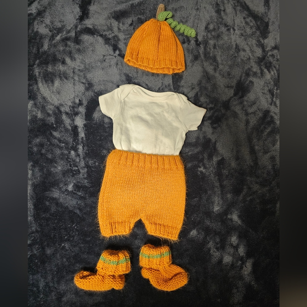 Pumpkin Outfit
